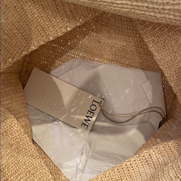 Loewe puzzle raffia Bag - Picture 7 of 11